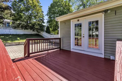 Exterior - 4 Stratton Rd, Hudson, MA 01749 photo 5 of 11