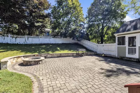 Exterior - 4 Stratton Rd, Hudson, MA 01749 photo 10 of 11