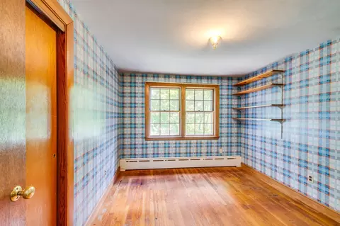 Bedroom - 20 Tyler Rd, Beverly, MA 01915 photo 3 of 3