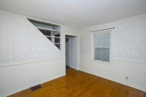 Living - 55 Arden St, Springfield, MA 01118 photo 1 of 4