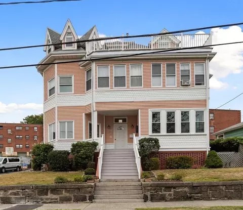 11 Tudor St, Lynn, MA 01902