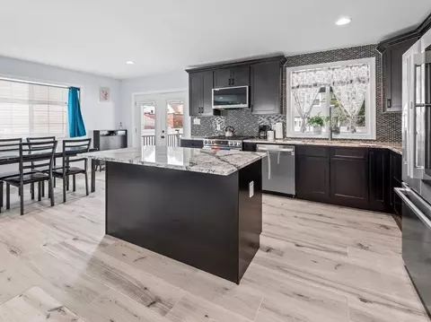Kitchen - 42 Ringgold St, Springfield, MA 01107 photo 5 of 6