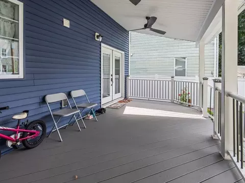 Exterior - 42 Ringgold St, Springfield, MA 01107 photo 7 of 12