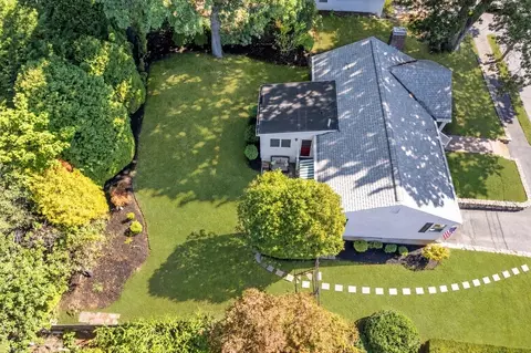 View/Area - 39 Robin Rd, Wakefield, MA 01880 photo 5 of 7