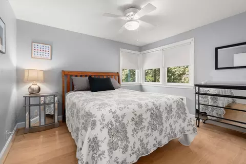Bedroom - 39 Robin Rd, Wakefield, MA 01880 photo 2 of 2