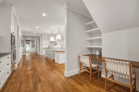 Entry Way - 132 Washington Ave, Needham, MA 02492 photo 1 of 4