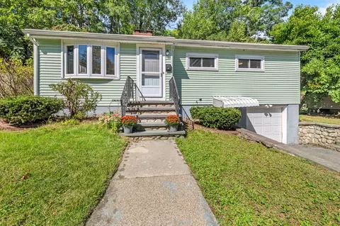 191 Kenrick St, Brighton, MA 02135