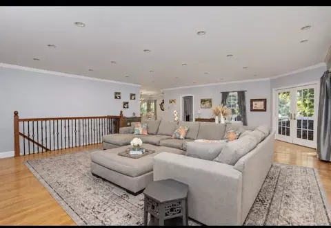 Living - 84 Spring St, Wakefield, MA 01880 photo 3 of 6