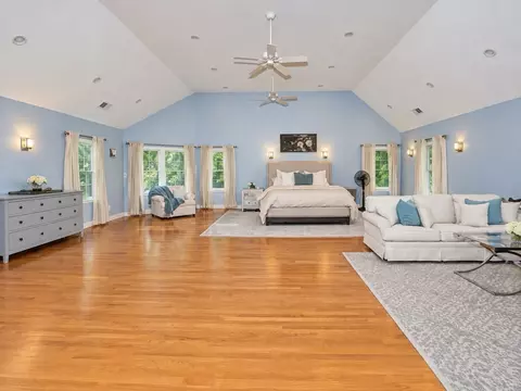 Bedroom - 84 Spring St, Wakefield, MA 01880 photo 1 of 5