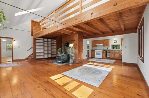 Living - 488 White Rd, Warwick, MA 01378 photo 3 of 7