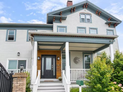 10-12 Bradbury Ave, Medford, MA 02155