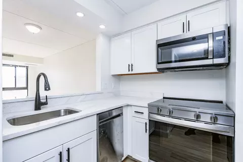 Kitchen - 60 Rantoul St #503N, Beverly, MA 01915 photo 1 of 3