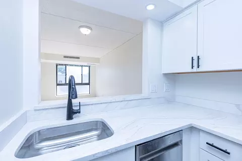 Kitchen - 60 Rantoul St #503N, Beverly, MA 01915 photo 3 of 3