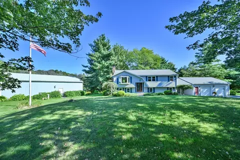 152 Federal Hill Rd, Oxford, MA 01540