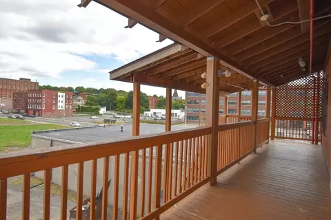 Exterior - 181-187 Chestnut St, Springfield, MA 01103 photo 5 of 5