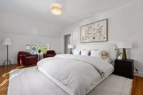 Bedroom - 92 Old River Pl, Dedham, MA 02026 photo 1 of 6