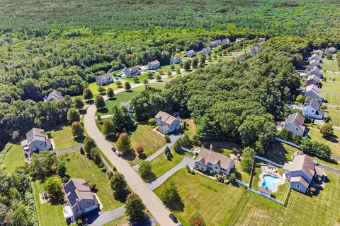 View/Area - 32 Howarth Dr, Upton, MA 01568 photo 2 of 2