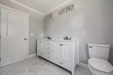 Bath - 40 N Ogden St, Fall River, MA 02723 photo 2 of 5
