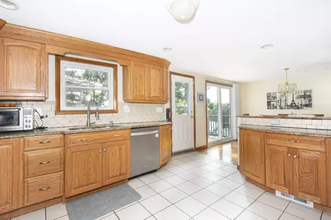 Kitchen - 4 Carter Rd, Worcester, MA 01609 photo 3 of 6