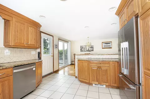 Kitchen - 4 Carter Rd, Worcester, MA 01609 photo 4 of 6