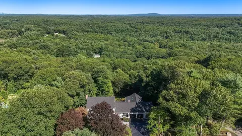 View/Area - 6 Tower Dr, Dover, MA 02030 photo 1 of 2