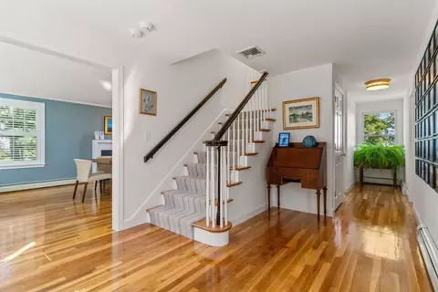 Entry Way - 6 Tower Dr, Dover, MA 02030 photo 2 of 2