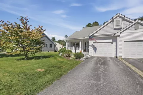 Exterior - 4 Concord Ct #A, Webster, MA 01570 photo 6 of 8