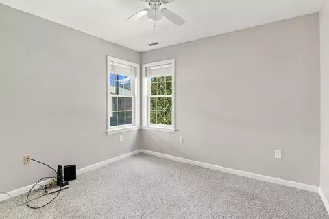Bedroom - 4 Concord Ct #A, Webster, MA 01570 photo 1 of 6