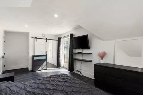 Bedroom - 108 Maple St, Lynn, MA 01904 photo 3 of 5
