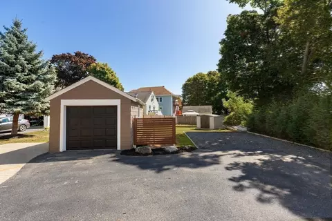 Exterior - 108 Maple St, Lynn, MA 01904 photo 8 of 11
