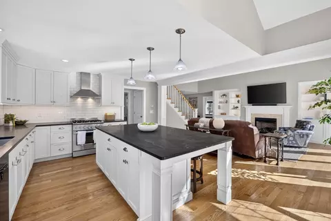 Kitchen - 5 Cliffs Way, Harwich, MA 02645 photo 2 of 4