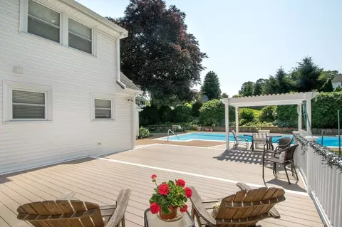 Exterior - 60 Packard Dr, Braintree, MA 02184 photo 5 of 10