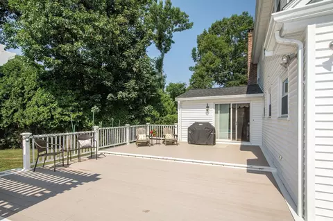 Exterior - 60 Packard Dr, Braintree, MA 02184 photo 6 of 10