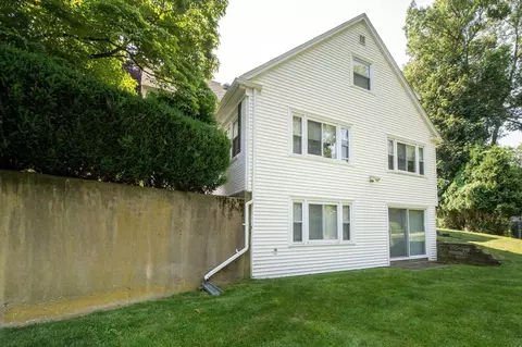 Exterior - 60 Packard Dr, Braintree, MA 02184 photo 9 of 10