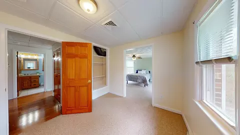 Entry Way - 620 Ledge Rd, Seekonk, MA 02771 photo 2 of 2