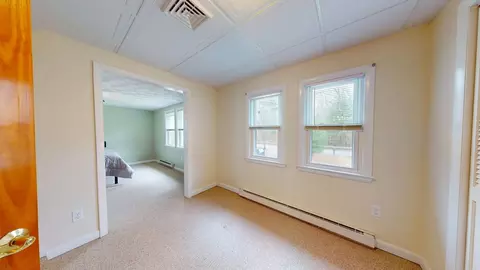 Bedroom - 620 Ledge Rd, Seekonk, MA 02771 photo 1 of 8
