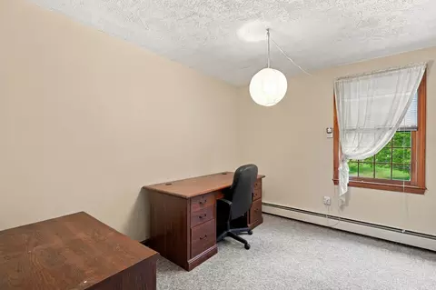 Bedroom - 6 Laurel Rd, Blackstone, MA 01504 photo 10 of 11