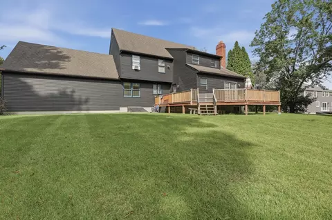 Exterior - 6 Laurel Rd, Blackstone, MA 01504 photo 3 of 7