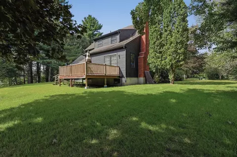 Exterior - 6 Laurel Rd, Blackstone, MA 01504 photo 4 of 7