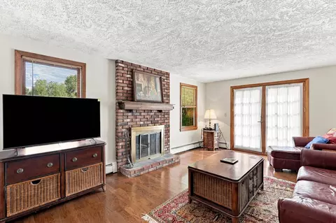 Living - 6 Laurel Rd, Blackstone, MA 01504 photo 1 of 5