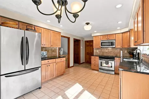 Kitchen - 6 Laurel Rd, Blackstone, MA 01504 photo 3 of 3