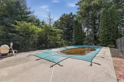 Exterior - 6 Laurel Rd, Blackstone, MA 01504 photo 6 of 7
