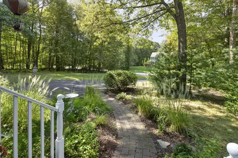 Exterior - 17 Conservation Dr, Douglas, MA 01516 photo 6 of 17