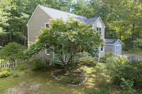 Exterior - 17 Conservation Dr, Douglas, MA 01516 photo 3 of 17