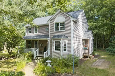 Exterior - 17 Conservation Dr, Douglas, MA 01516 photo 2 of 17
