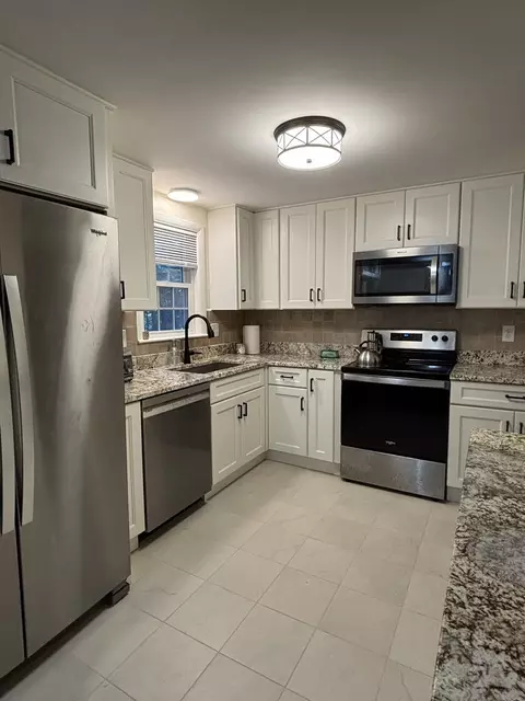 Kitchen - 12 Hampton Rd, Sharon, MA 02067 photo 2 of 3