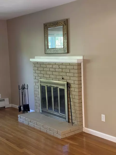 Living - 12 Hampton Rd, Sharon, MA 02067 photo 3 of 5
