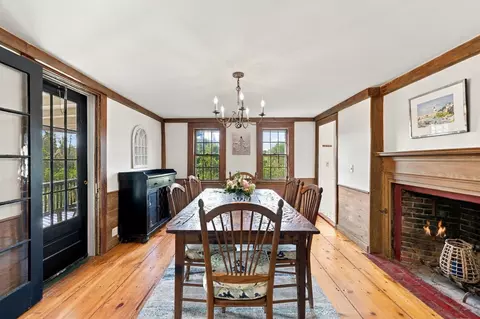 Dining - 25 Concord St, Gloucester, MA 01930 photo 2 of 2
