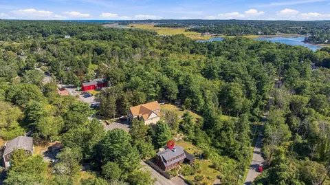View/Area - 25 Concord St, Gloucester, MA 01930 photo 1 of 2