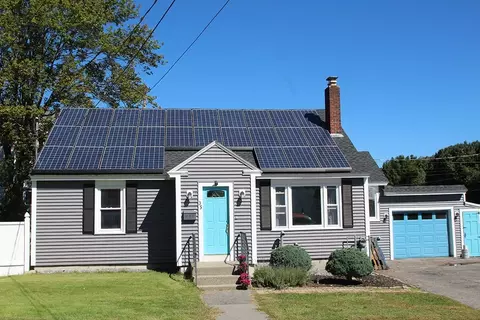 35 Newtonville Ave, Fitchburg, MA 01420